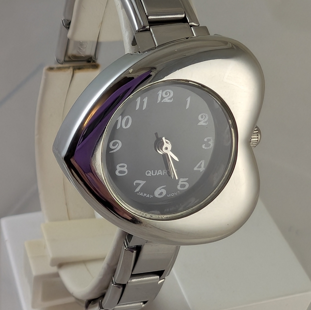 UBERRY STAINLESS STEEL ITALIAN CHARM WATCh BRACELET/9MM/ SILVER/ BRAND NEW - Picture 2 of 3
